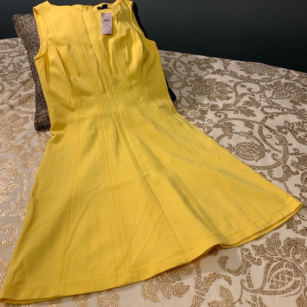 🌸Beautiful yellow A-line Ann Taylor Dress!